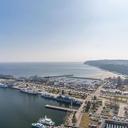 غدينيا Golden Apartments An Hryniewickiego 6A المظهر الخارجي الصورة