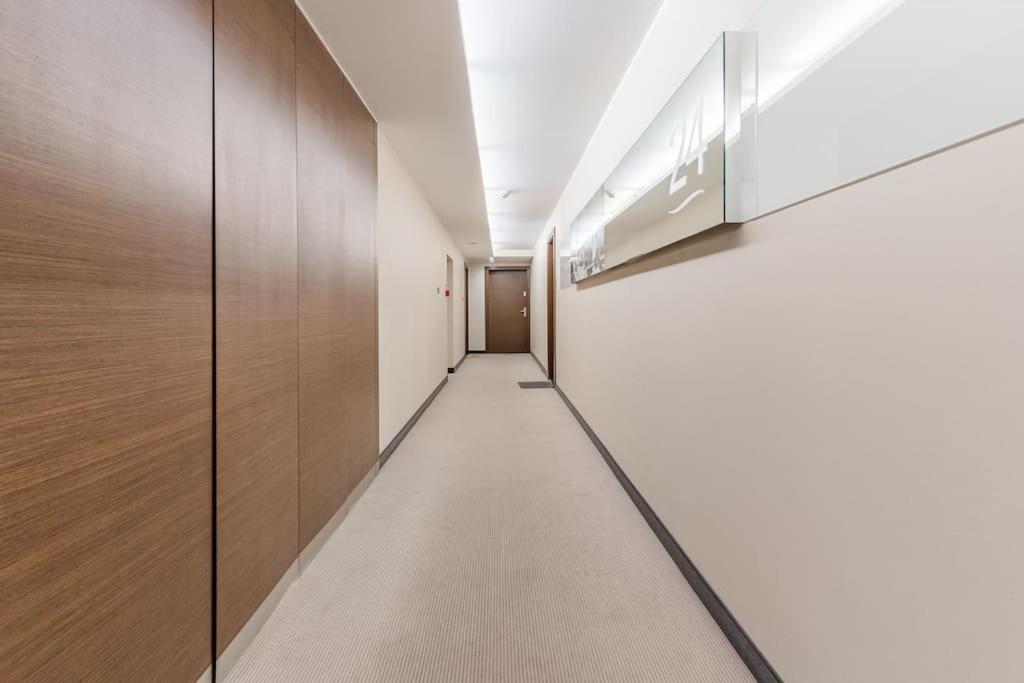غدينيا Golden Apartments An Hryniewickiego 6A المظهر الخارجي الصورة