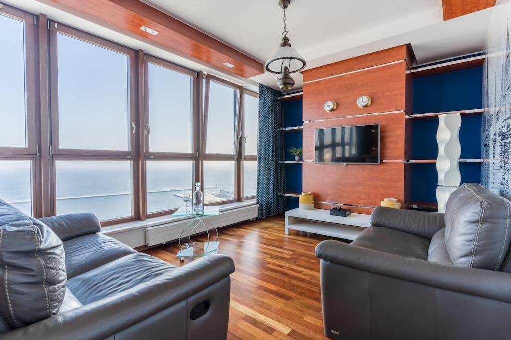 غدينيا Golden Apartments An Hryniewickiego 6A المظهر الخارجي الصورة