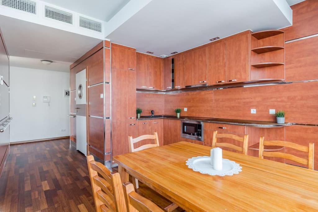 غدينيا Golden Apartments An Hryniewickiego 6A المظهر الخارجي الصورة